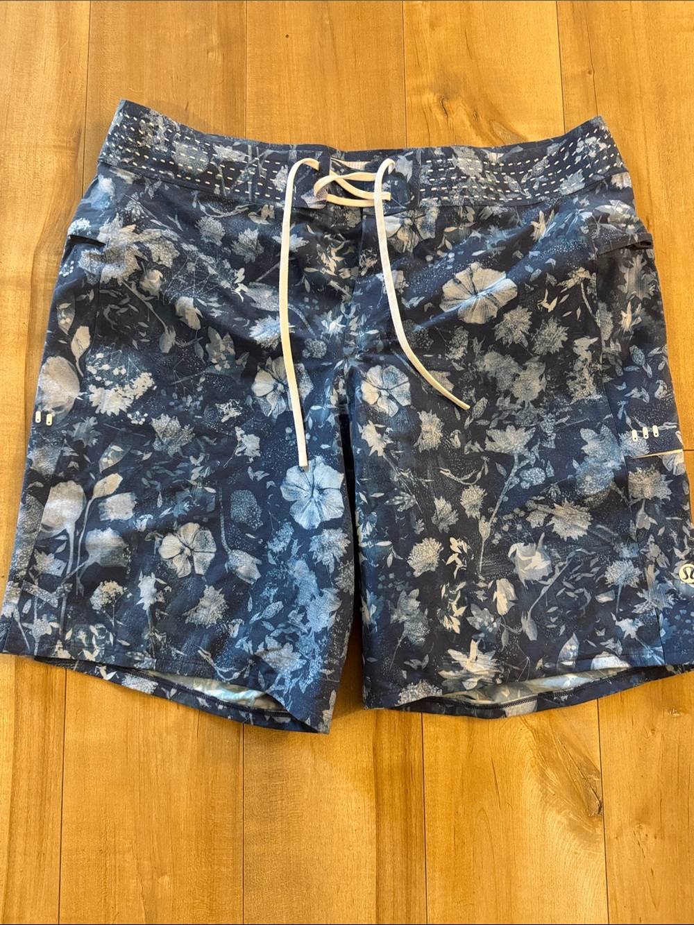 lululemon athletica Men's Navy and White Floral Swim Shorts